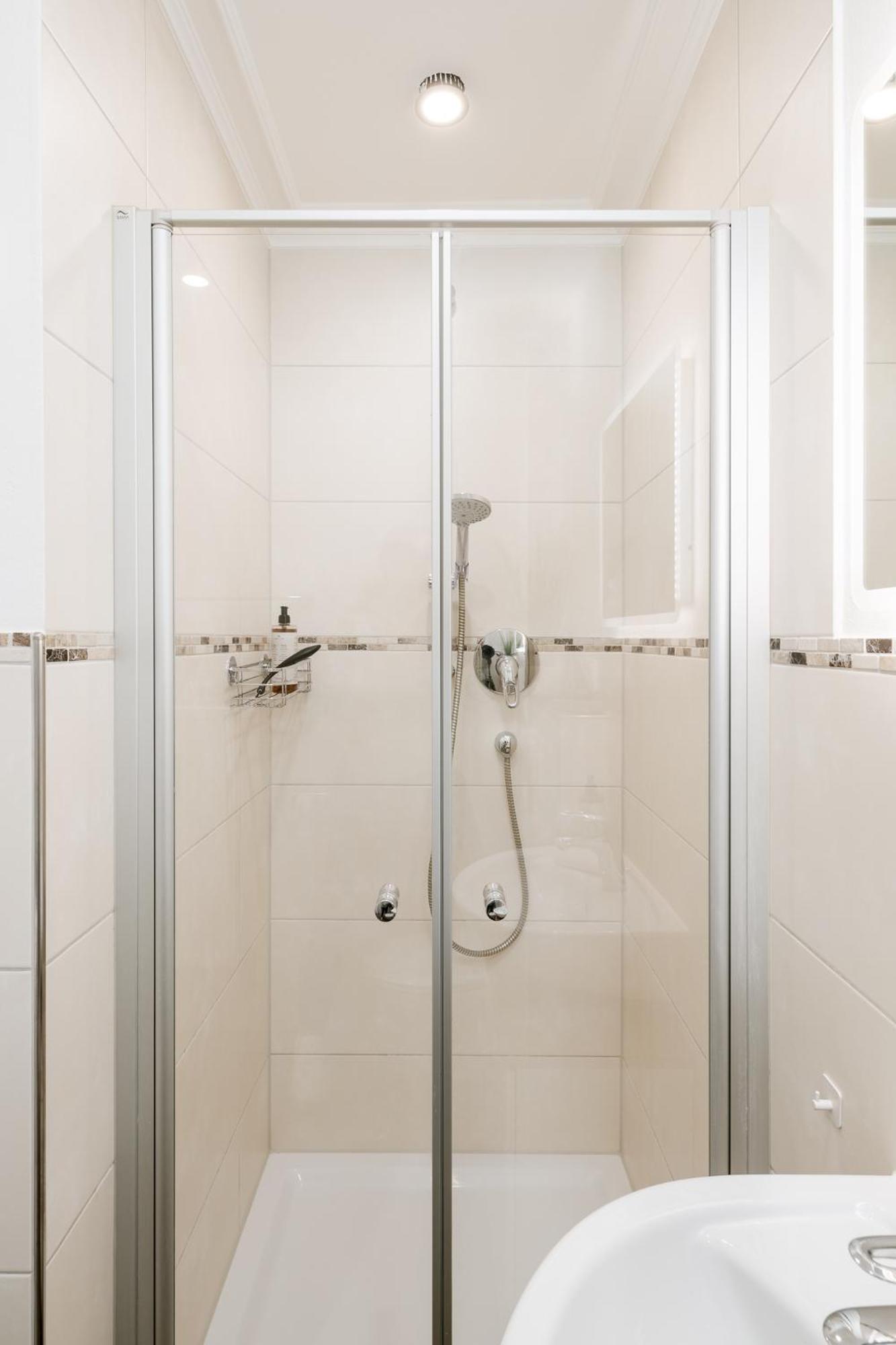 ברנאו אם כימסי Fenjoy Design Studio Apartment מראה חיצוני תמונה